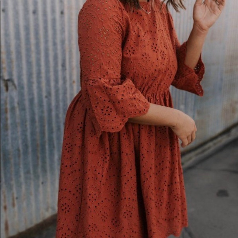 Roolee Kelsey Lace dress. Size M